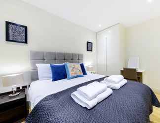 Bedroom 2 Fitzrovia by CAPITAL