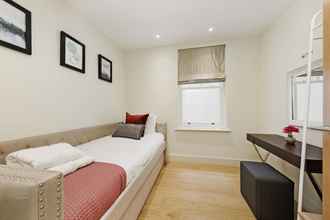 Bedroom 4 Fitzrovia by CAPITAL