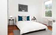 Kamar Tidur 4 Ida Pod Places - Forest Hill Flat