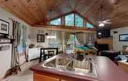 Bedroom 7 3 Bears One-level Open Floor Plan Cabin With Pool Table by Redawning