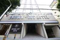 Luar Bangunan Brown Dot Hotel Minam