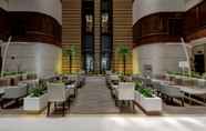 Restoran 7 Howard Johnson Plaza By Wyndham Dubai Deira