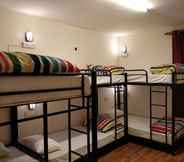 Bedroom 3 Madpackers Manali - Hostel