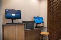 Functional Hall Fairfield Inn & Suites by Marriott Dayton North