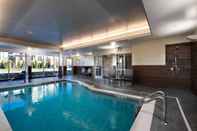 Swimming Pool Fairfield Inn & Suites by Marriott Dayton North