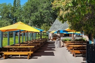 พื้นที่สาธารณะ UCLA Lake Arrowhead Lodge