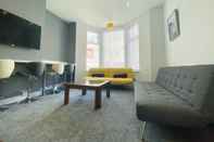 Lobi Chelsea Suite Sasco Apartments