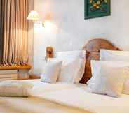 Kamar Tidur 2 Le Grand Hotel Courchevel 1850