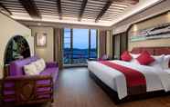 Kamar Tidur 5 Ramada by Wyndham Yingshan Jiulongwan Resort