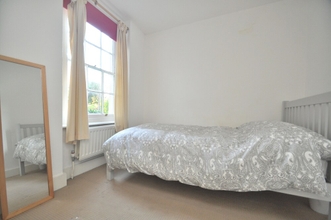 Bedroom 4 Large Garden Flat in the Heart of Islington