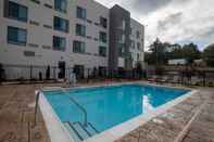 Swimming Pool Courtyard by Marriott Cartersville