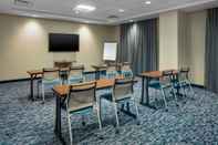 Functional Hall Fairfield Inn & Suites by Marriott Somerset