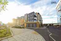 Bangunan West Side Apartments Brentford