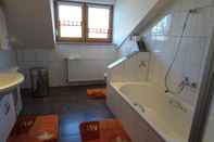 In-room Bathroom Ferienwohnung Hornauer