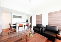 Others 5 ADAMAS CHITOSE C