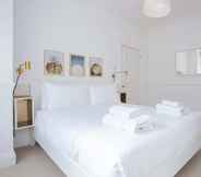 Kamar Tidur 3 Stylish & Modern 3 Bed Flat in NW London With Garden