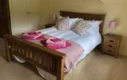 Kamar Tidur 3 Tranquil 3 Bedroom Farmhouse