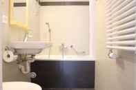 Toilet Kamar Central & Cozy - Rainbow A