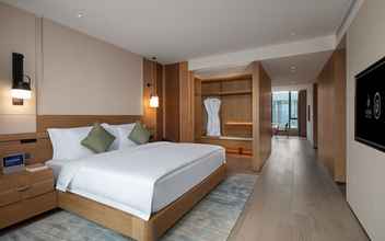 Bedroom 4 Grand WUJI Hotel, in The Unbound Collection by Hyatt