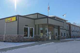 Exterior 4 Super 8 by Wyndham Moosonee