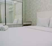 Kamar Tidur 2 Best and Gorgeous 2BR Green Bay Apartment