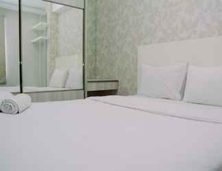 Kamar Tidur 2 Best and Gorgeous 2BR Green Bay Apartment