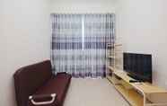 Kamar Tidur 7 Homey 1BR Apartment with City View Green Bay Condominium