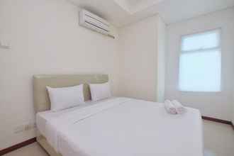 Kamar Tidur 4 Homey 1BR Apartment with City View Green Bay Condominium