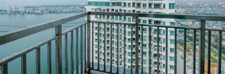 Luar Bangunan Cozy and Minimalist 2BR Green Bay Condominium Apartment
