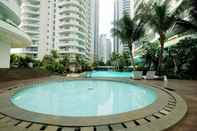 Swimming Pool 1BR Apartment with Golf View @ The Royale Springhill