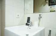 Toilet Kamar 7 Luxurious and Elegant 3BR Vittoria Apartment