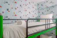 Bilik Tidur Minimalist 2BR Apartment at Dian Regency