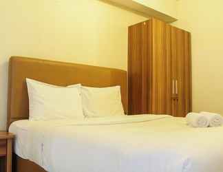 Kamar Tidur 2 Homey and Simply Furnished Studio Apartment at 19 Avenue