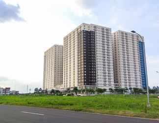 Bangunan 2 Warm Studio Apartment at Ayodhya Residences