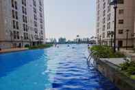 Swimming Pool Homey and Simply Studio Apartment at Ayodhya Residences