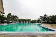 Swimming Pool Minimalist and Stylish Studio Aeropolis Tangerang Apartment