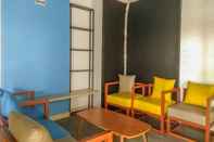 Lobi Good Location near Campus @ Studio Dave Apartment