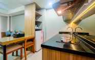 Kamar Tidur 7 Comfortable 1BR Apartment at Mustika Golf Residence