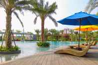 Swimming Pool Highest Value Studio Apartment at Gold Coast PIK