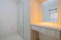 Toilet Kamar Relax 2BR Low Floor at Kalibata City Apartment