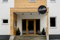 Exterior Holzfellas Hotel & Restaurant