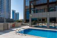 Swimming Pool Suha Mina Rashid Hotel Apartments
