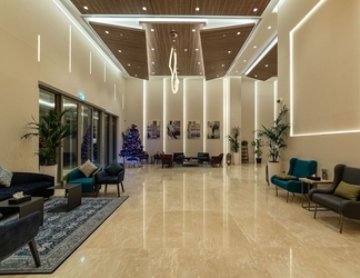 Lobby 2 Suha Mina Rashid Hotel Apartments