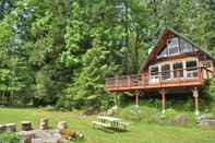 พื้นที่สาธารณะ Cowlitz River Cabin