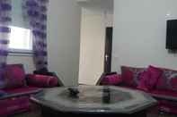 Ruang Umum Luxuy one Bedroom Apartment