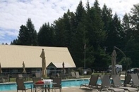 Swimming Pool Aspen Cabin