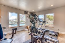 健身中心 Blue Shutter Olivia Beach