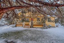 Luar Bangunan Baltimore Cottage