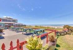 Common Space 6 Whale Watcher Condo #3