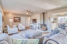 公共空間 Beach Abode